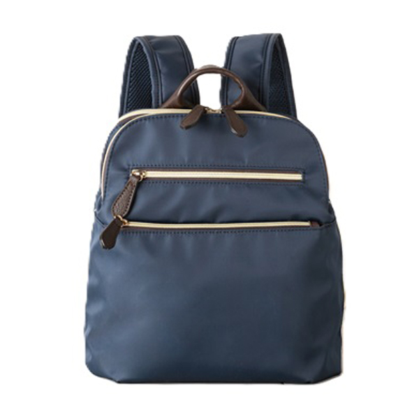 肩に優しい軽量はっ水コンパクトリュック  ネイビー